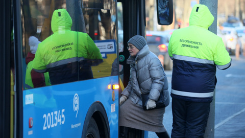 На время закрытия участка оранжевой ветки метро пустят автобусы
