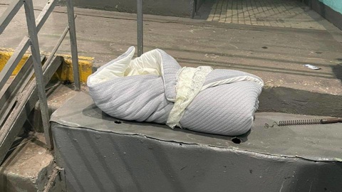 На юге Москвы найдена новорожденная девочка