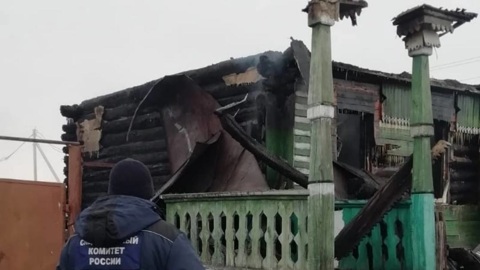 Двое детей заживо сгорели в доме под Ульяновском