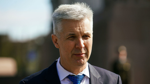 Экс-министра обороны Латвии разочаровало заявление Шольца