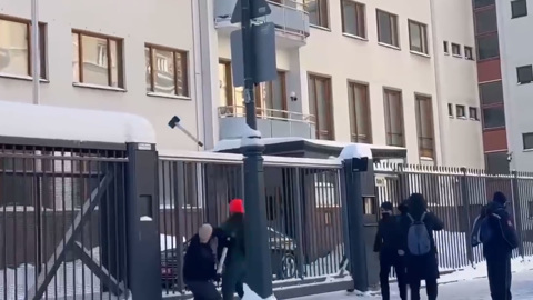 Неизвестные атаковали финское посольство в Москве