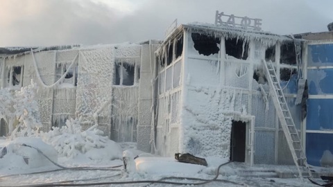 В сгоревшей "Двойной радости" в Нягани обнаружили два тела