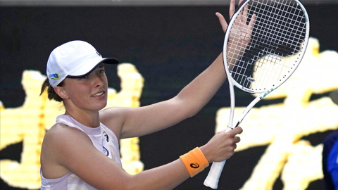 Первая ракетка мира Свентек вышла в третий круг Roland Garros