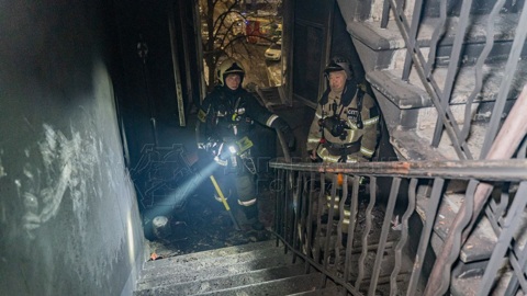 Пять человек спасены во время пожара на западе Москвы, есть пострадавшие