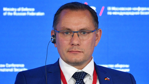 Оппозиция Германии назвала решение Шольца прямым втягиванием в войну
