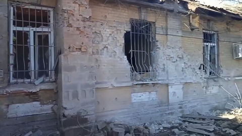 В результате обстрелов в ДНР погибла женщина и ранен подросток