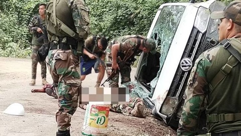 Семь полицейских погибли после нападения перуанских партизан
