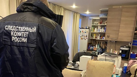 Мужчина задушил ремнем хозяина квартиры на северо-западе Москвы