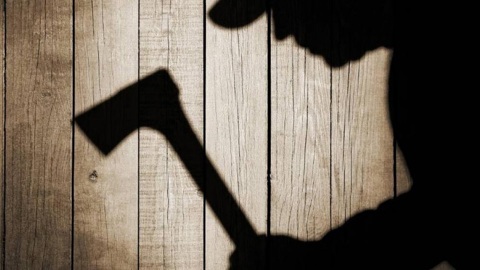 Глава забайкальского Сретенска напал с топором на полицейских