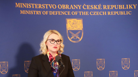 Министр обороны Чехии призвала к переговорам о мире на Украине