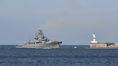 Надводный беспилотник уничтожили на подходе к Севастополю