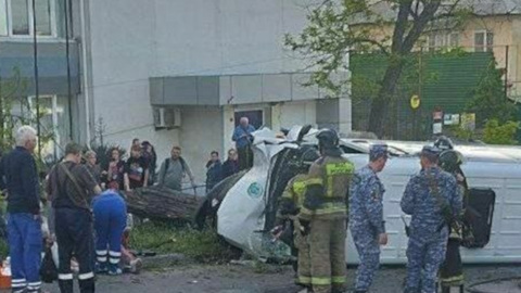 Около 12 пассажиров маршрутки госпитализированы после ДТП в Севастополе