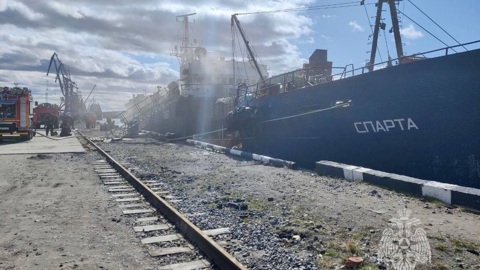 Пожар на борту "Спарты" ликвидирован
