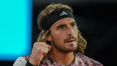 Циципас обыграл Сонего и вышел в четвертый круг Masters в Риме