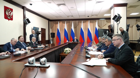 Путина попросили запретить слово "инфоцыгане"