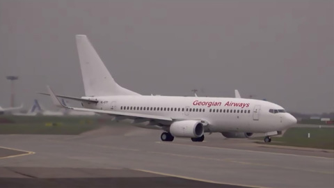 Первый за четыре года самолет Georgian Airways вылетел в Москву