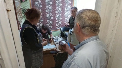 Беженцам в ЛНР помогают с учебой и трудоустройством