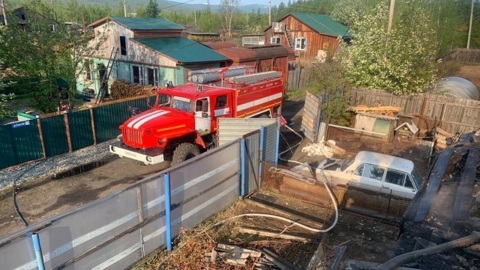 Мать с младенцем погибли при пожаре в Приамурье
