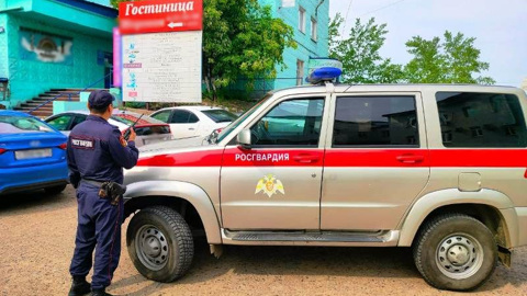 Скандал в отеле в Улан-Удэ помог задержать злостную алиментщицу