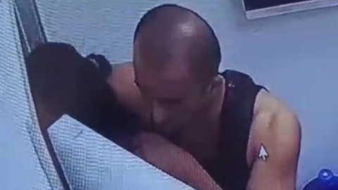 Захвативший заложников в Астане озвучил свои требования