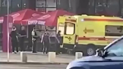 В Екатеринбурге у точки быстрого питания зарезали аспиранта из Африки