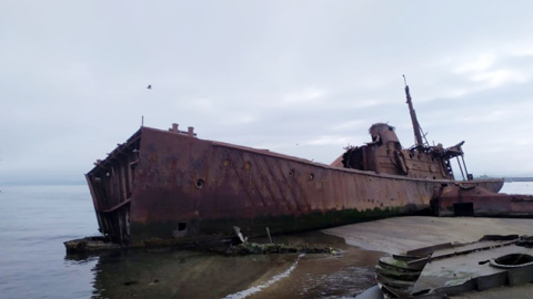 На Сахалине утилизируют затонувшие корабли в рамках "Генеральной уборки"