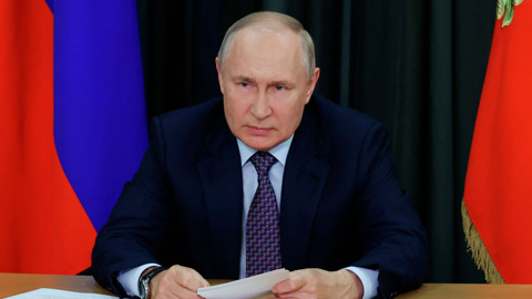 Путин соболезнует супруге Добронравова Александре Пахмутовой