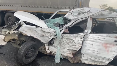 Водитель погиб в устроенной им массовой аварии на федеральной трассе