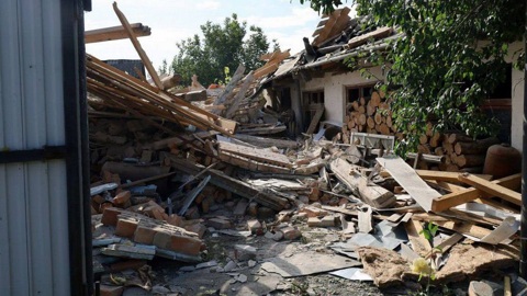 Житель Шебекина взорвал свой дом на глазах у полицейских