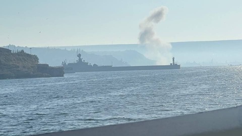 Жителей Севастополя предупредили об угрозе новой атаки со стороны ВСУ