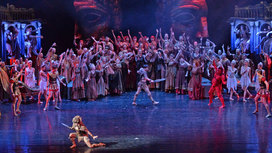 Мариинский театр и Валерий Гергиев посвятили три показа балета "Спартак" памяти Майи Плисецкой