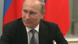 Путин поздравил ученых, пробуривших скважину к антарктическому озеру Восток
