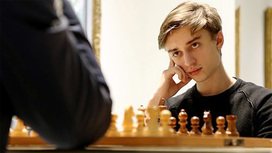 Дубов сыграл вничью с Дудой на шахматном супертурнире