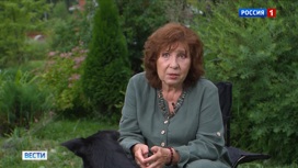 "Детство сидит во мне": Елена Камбурова отметила свое 80-летие
