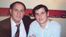 Сын Валерия Афанасьева хотел отказаться от фамилии отца