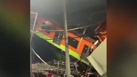 Момент обрушения моста под поездом в Мехико попал на видео