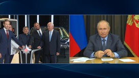 Путин открыл первое производство российских лимузинов Aurus