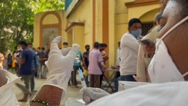 Индия празднует миллиард вакцинаций от коронавируса