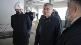 Володин проверил ход строительства онкоцентра в Саратове