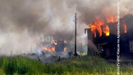 В Котласе произошел пожар на площади 1,5 тысячи квадратных метров