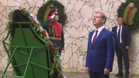 Дмитрий Медведев приехал в Волгоград в день 80-летия начала Сталинградской битвы