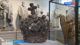 В фондохранилище Эрмитажа открылась выставка предметов, которые были частью Зимнего дворца