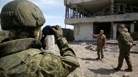 Следователи выявляют и фиксируют военные преступления киевского режима