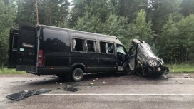 Два человека погибли в ДТП с микроавтобусом в Красноярском крае
