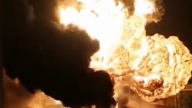 В Ливии произошло крупное возгорание и взрыв в топливохранилище