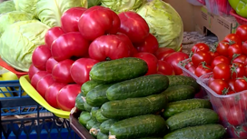 Овощи, мясо и авиабилеты на Кубани стали дешевле