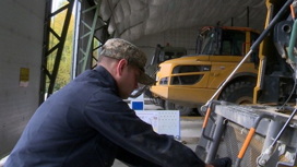 Военные железнодорожники готовят к зиме технику для строительства на БАМе