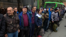 Десятки добровольцев из Челябинска отправились на боевое слаживание