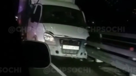 Водитель снял последствия массовой аварии в Сочи