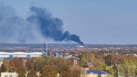 Украинский снаряд попал в нефтебазу под Белгородом